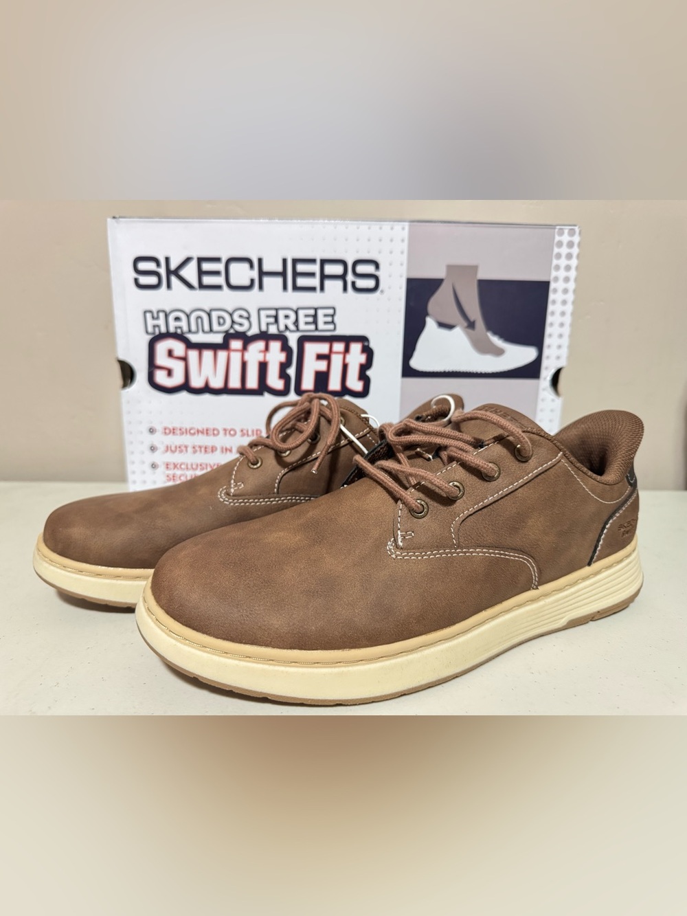 NEW Skechers Men's Swift Fit Casual Shoes Brown Hands Free Relaxed Fit 9, 9.5